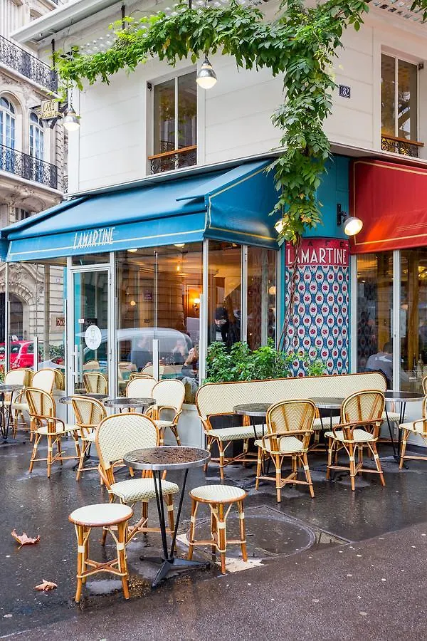 Apartment Veeve - Rue Spontini Comfort Paris